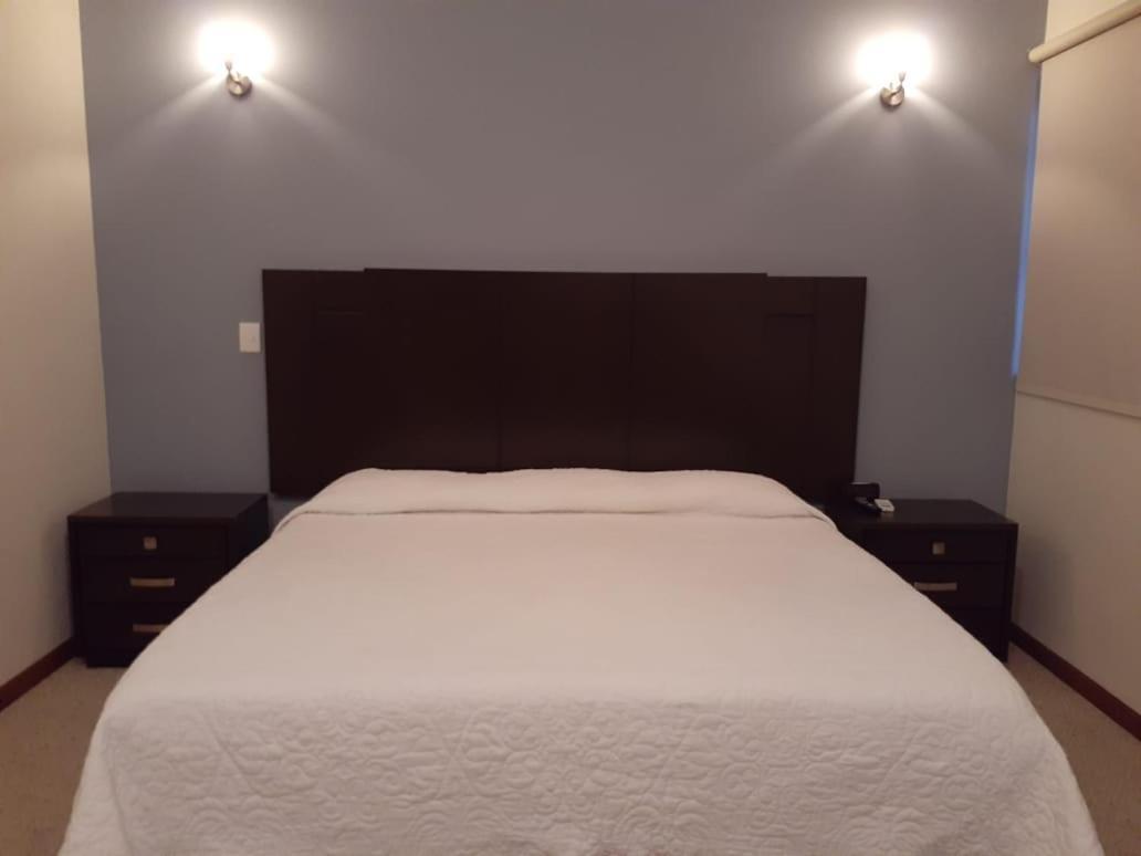 Yuriria Hotel Candelero מראה חיצוני תמונה